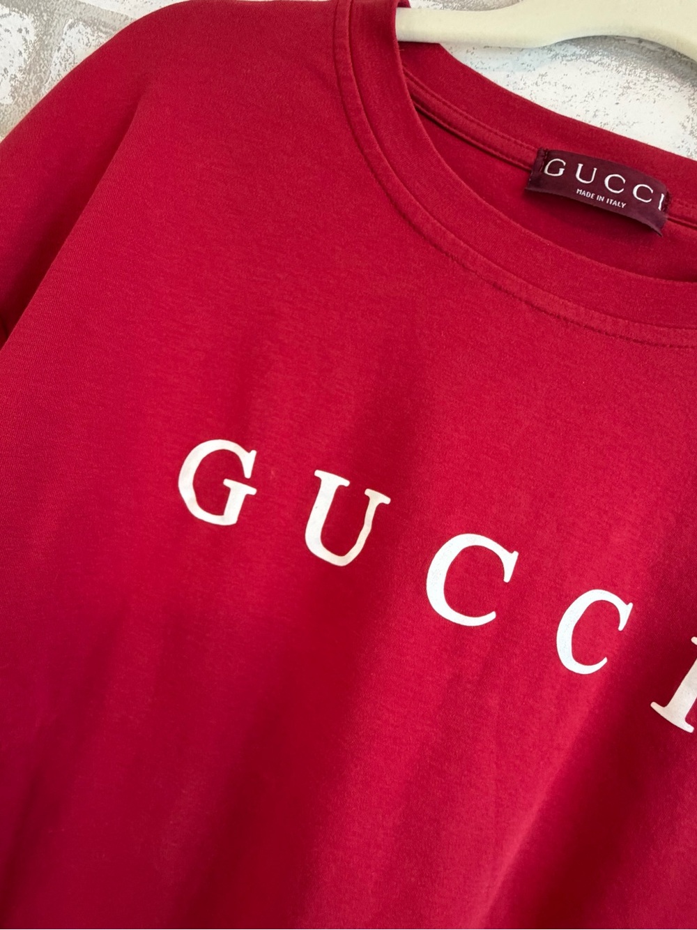 Gucci Red Logo T-Shirt Women’s Large Short Sleeve Designer Luxury Tee Top Casual - Picture 8 of 8